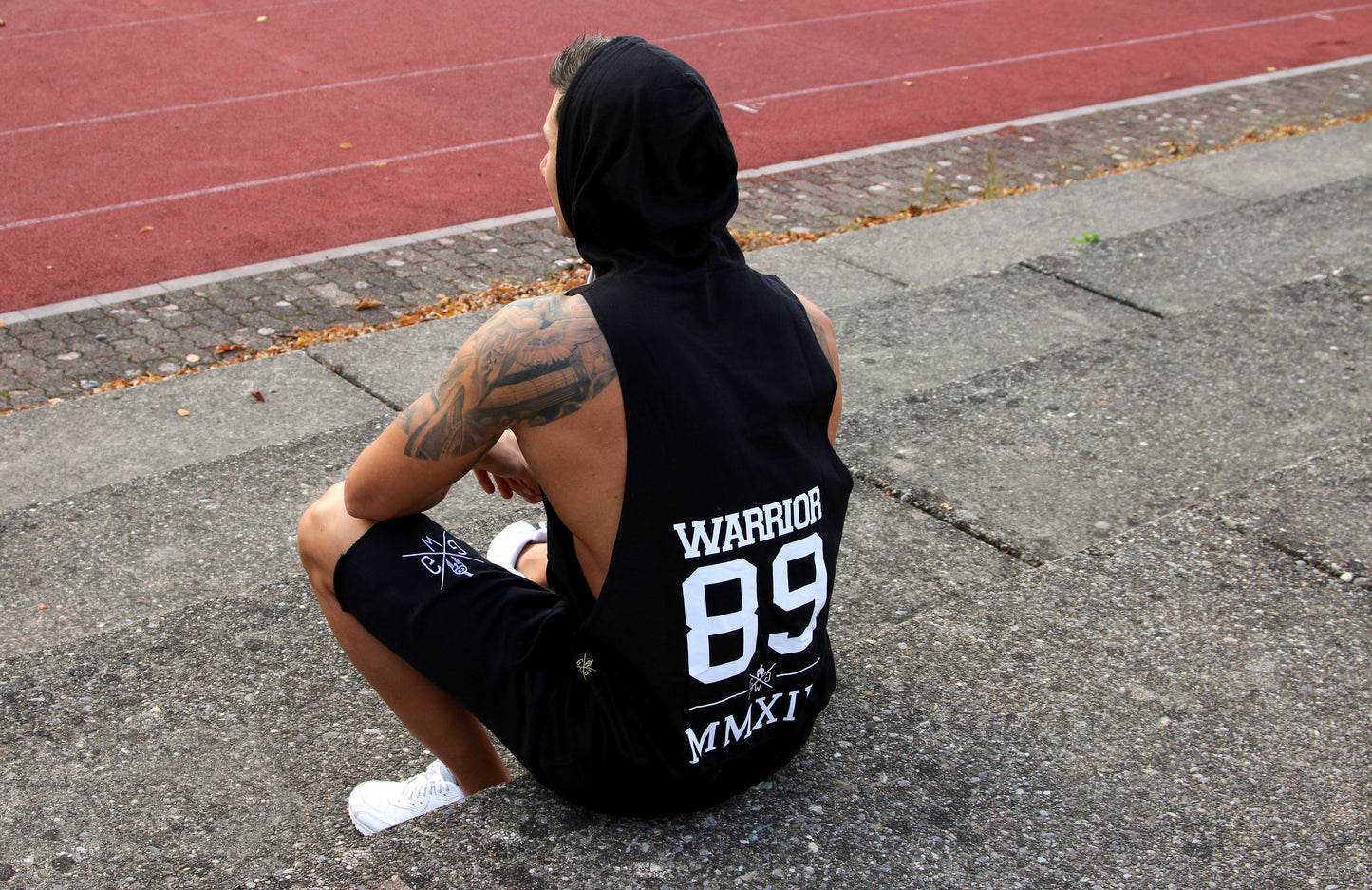 Kapuzen Tank Top "Warrior 89" - Schwarz