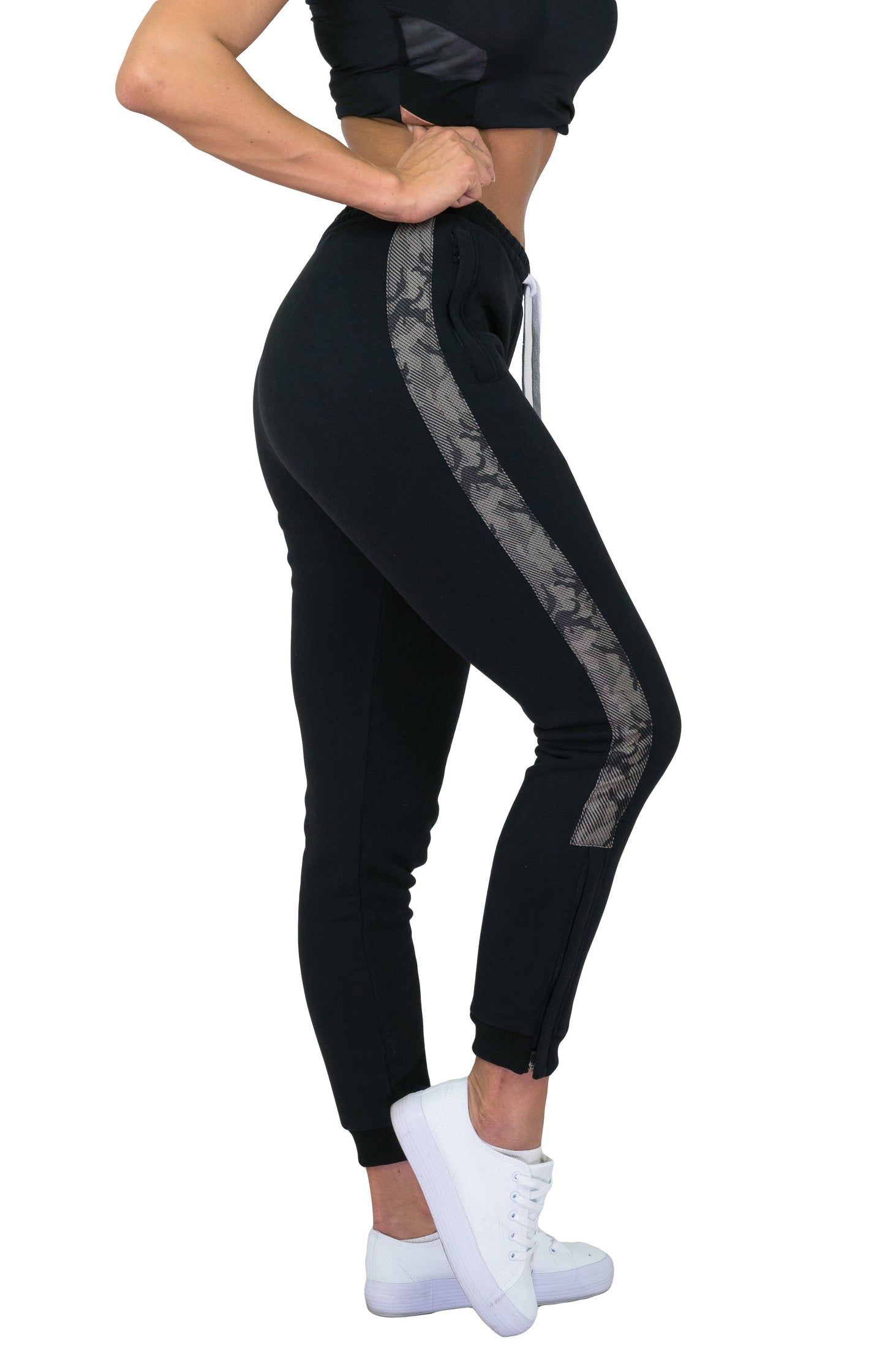 Pantalones deportivos para mujer - negro / camuflaje