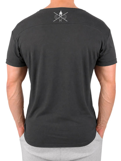 Rückansicht des dunkelgrauen Shirts mit Logo im Nacken