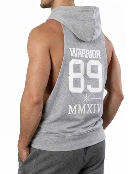Graues Tank Top mit Kapuze in schräger Rückenansicht