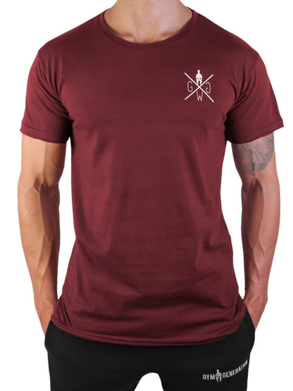 Bordeauxfarbenes Gym T-Shirt für Herren mit weißem Brustlogo, Vorderansicht