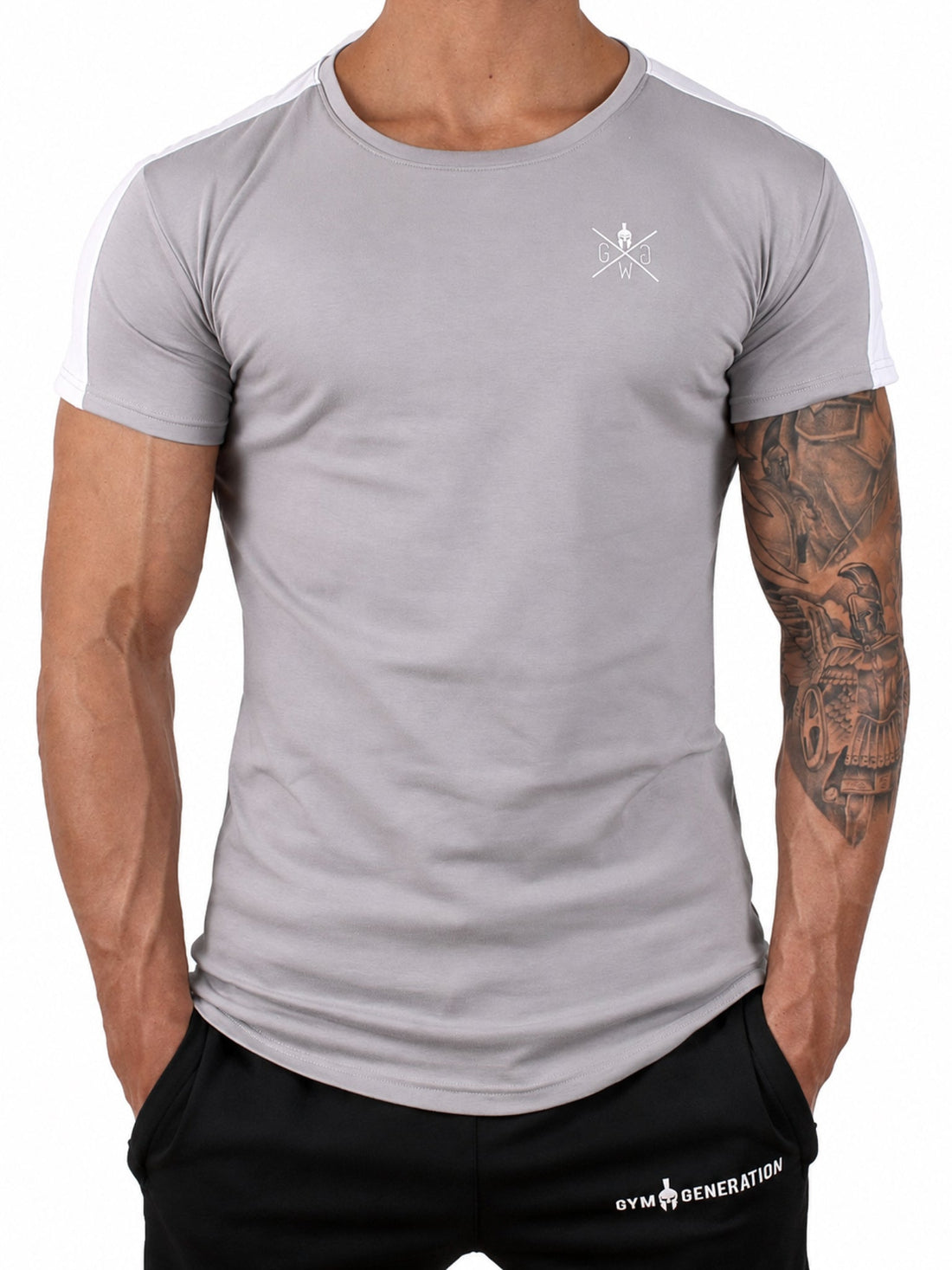 Hellgraues Fitness T-Shirt Urban für Herren mit weißem Brustlogo, Vorderansicht