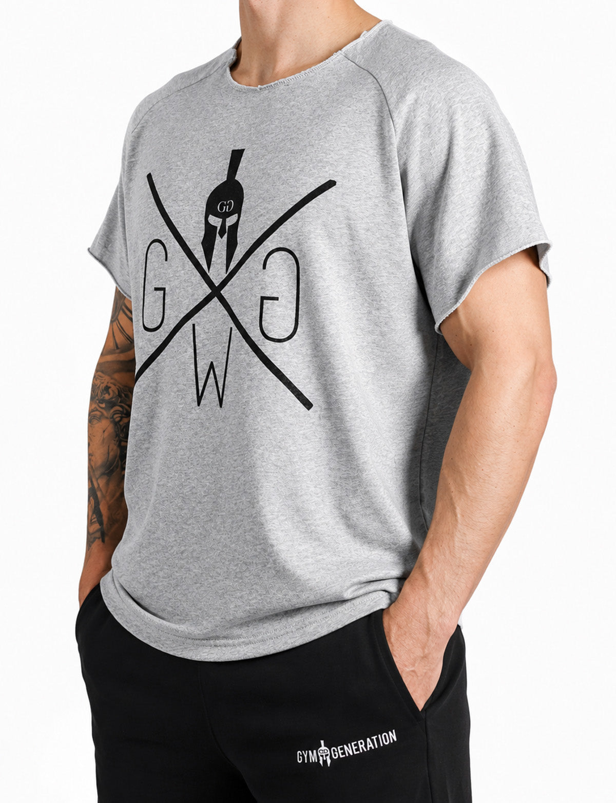 Graues Oversized Gym Shirt mit Raw-Cut-Ärmeln, seitliche Ansicht