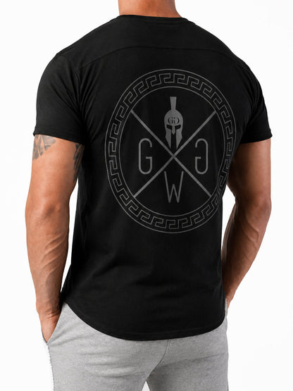 Trainingsshirt in Schwarz mit Rückenprint, seitliche Rückansicht
