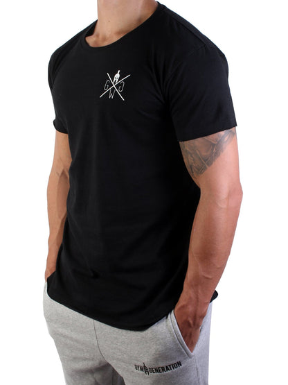Seitenansicht des schwarzen Baumwoll-T-Shirts mit Raw-Cut-Ärmel